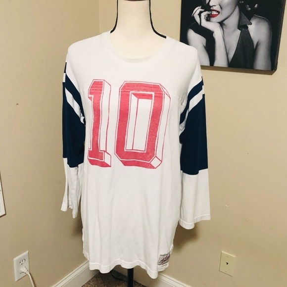 American Eagle Outfitters White and Red Number Jersey - Picture 1 of 8
